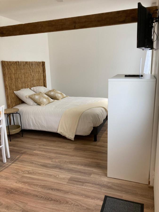 Appart'Hotel Saint Patrice Bayeux Eksteriør billede