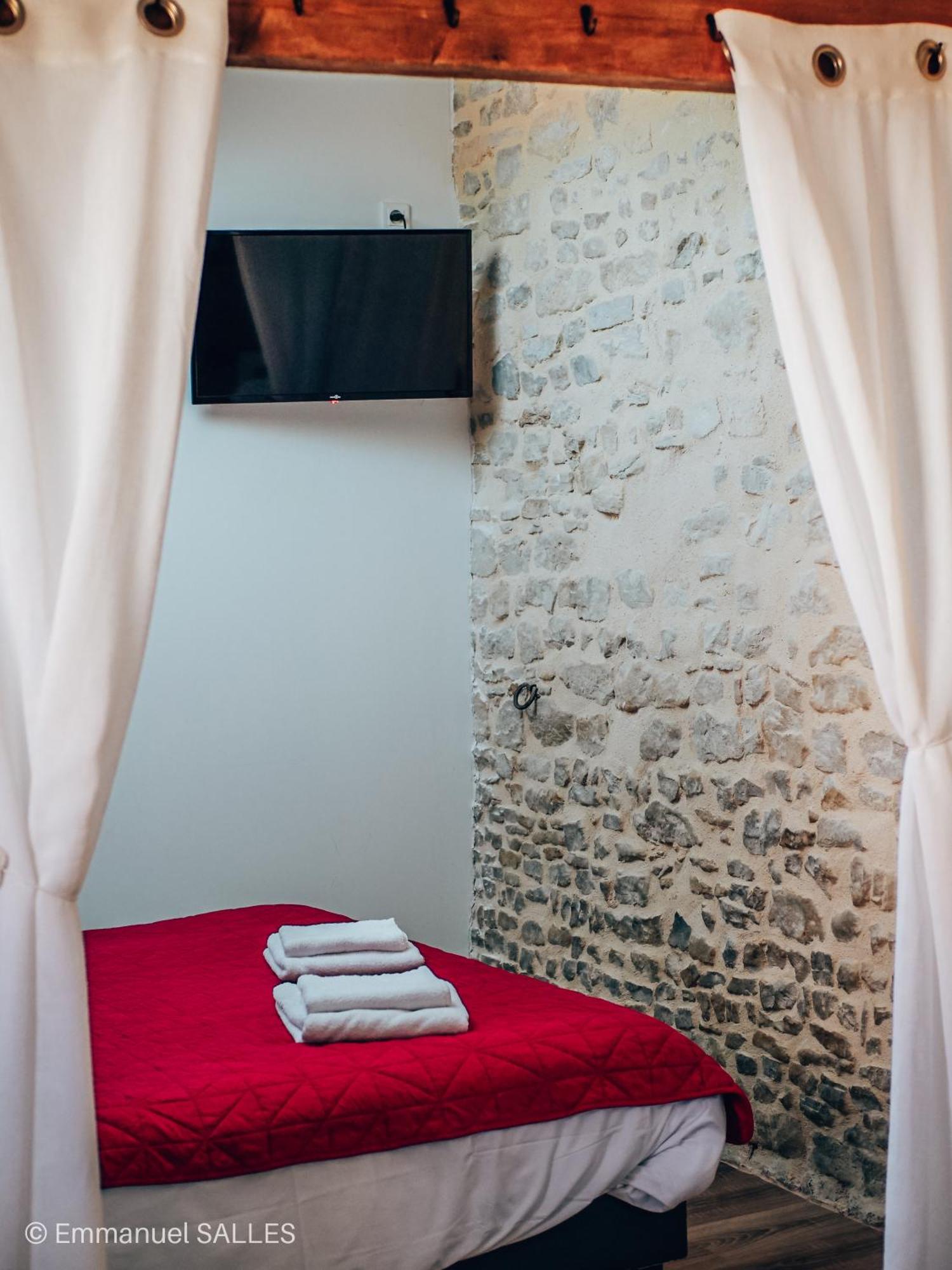 Appart'Hotel Saint Patrice Bayeux Eksteriør billede